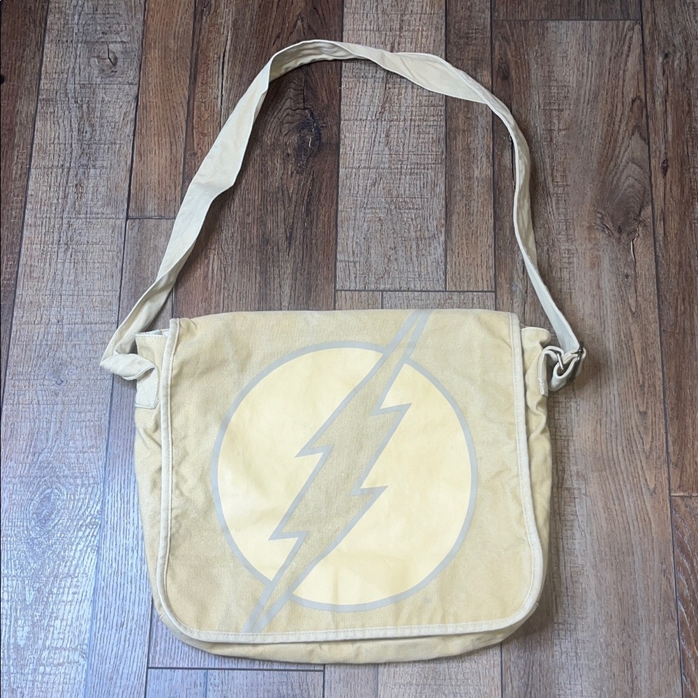 DC comics Athea Flash Yellow Canvas Messenger Bag